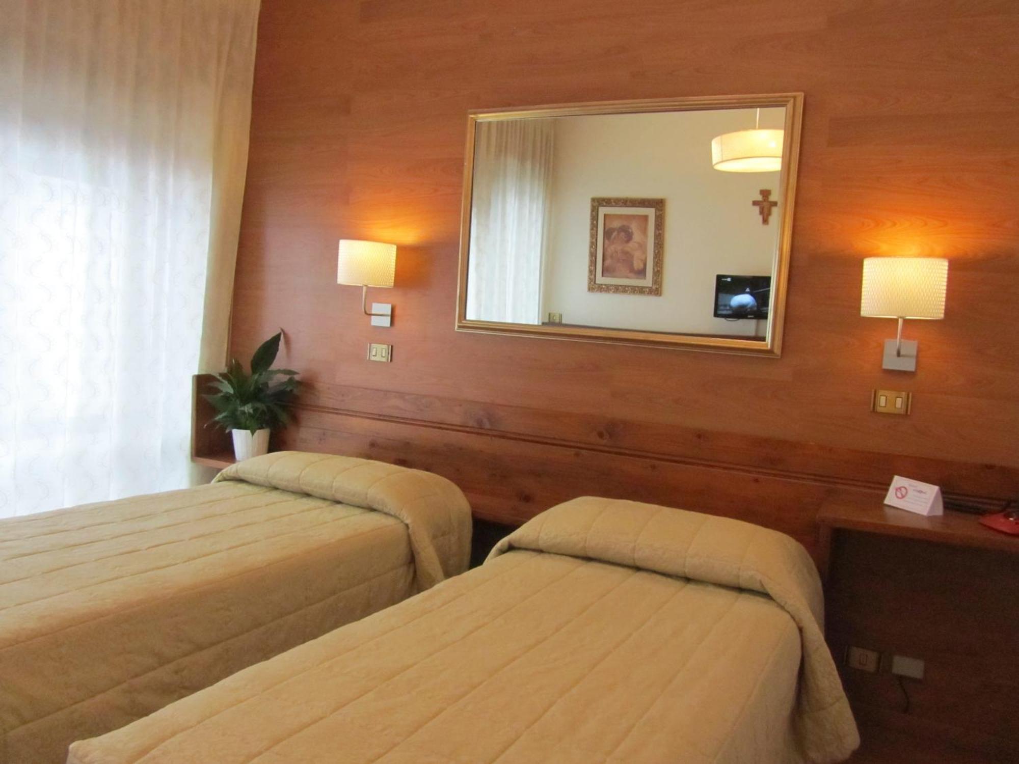 Hotel Corona Val di Zoldo Pokój zdjęcie