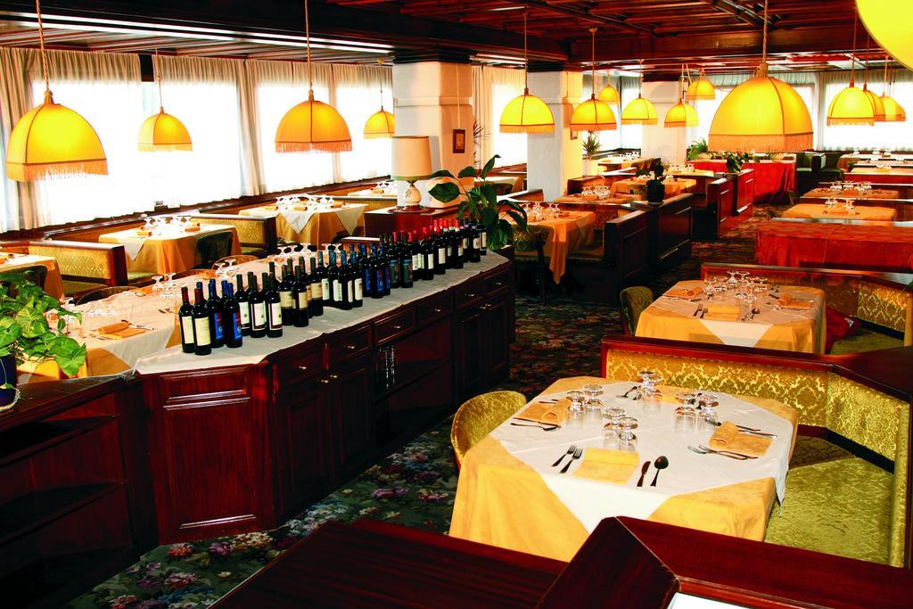 Hotel Corona Val di Zoldo Zewnętrze zdjęcie